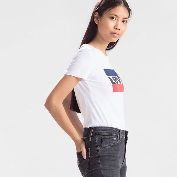 NWTS FINAL 🔥 Levi’s Premium Sportswear Logo Tee - Picture 3 of 6